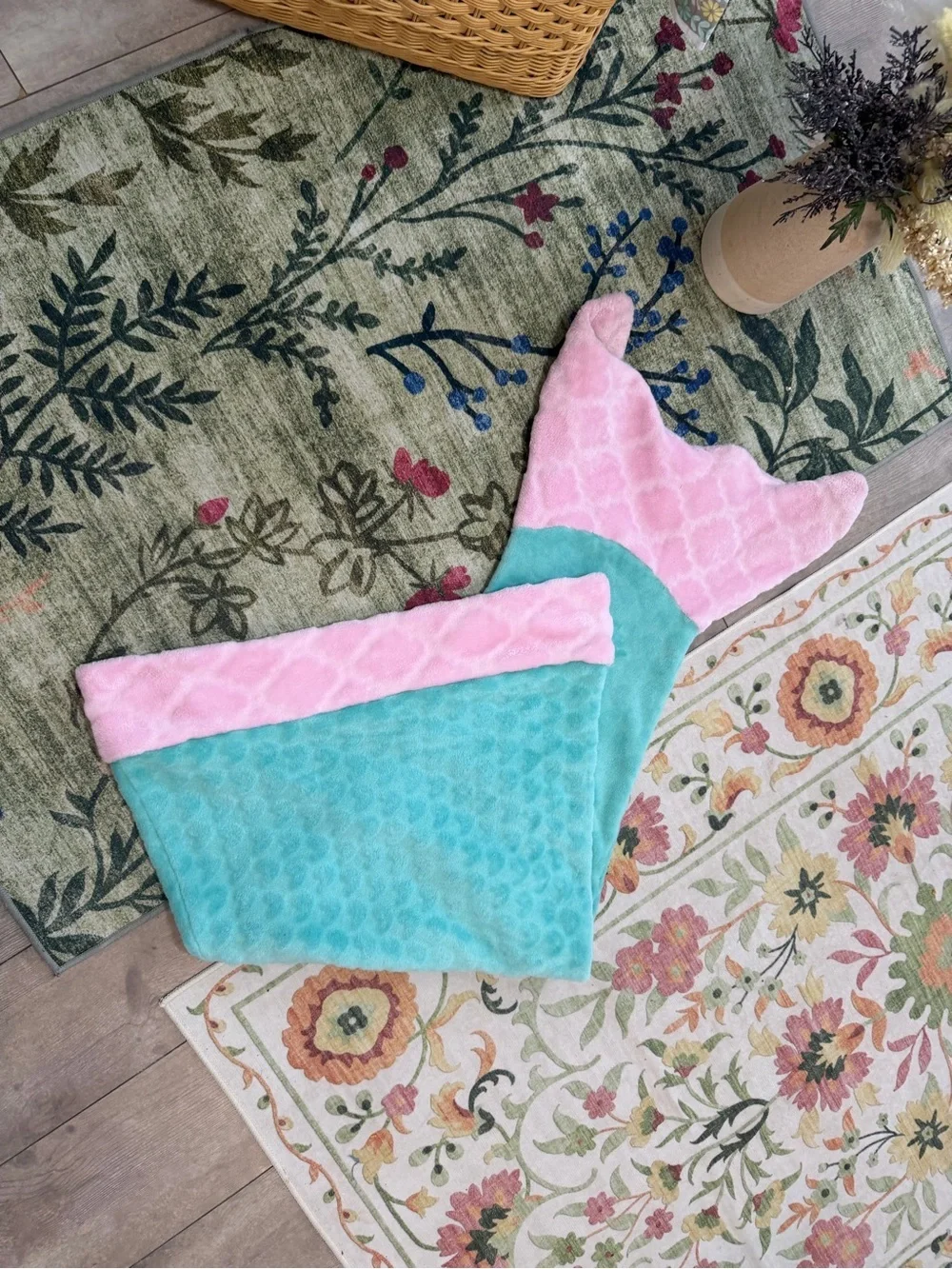 Pink & Teal Girls Plush Mermaid Tail Blanket One Size